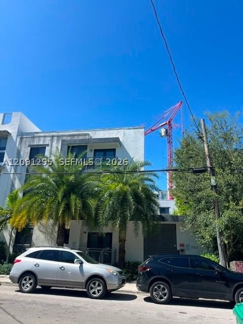 751 NW 1st St