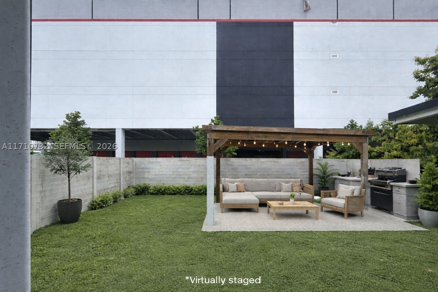 3529 NW 34th St