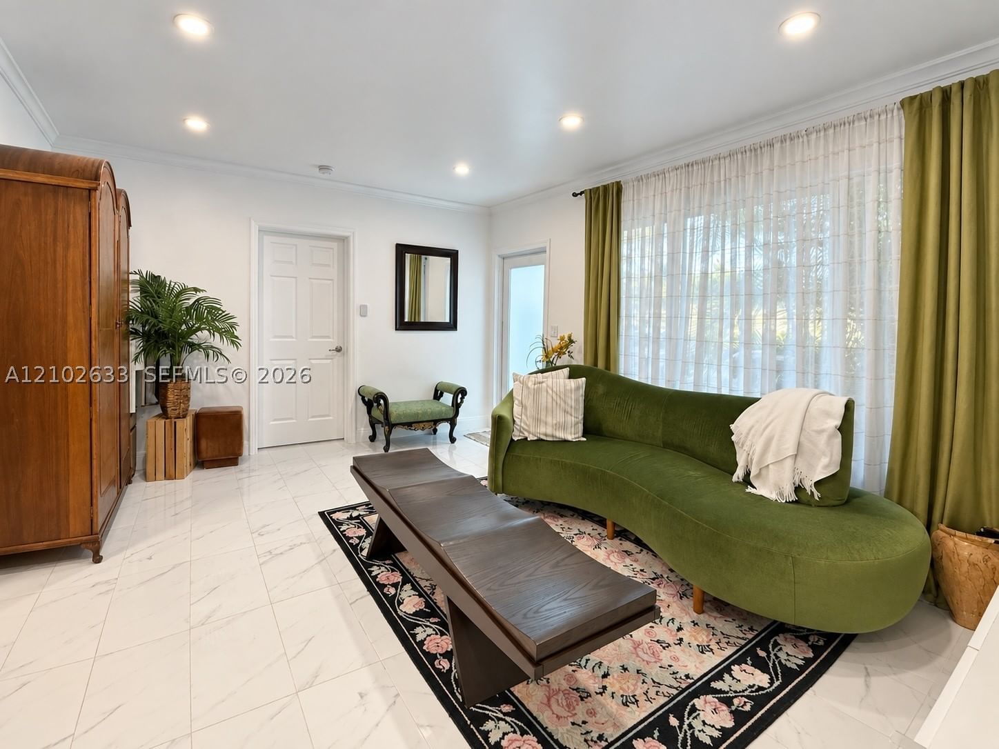 12 NW 91st St
