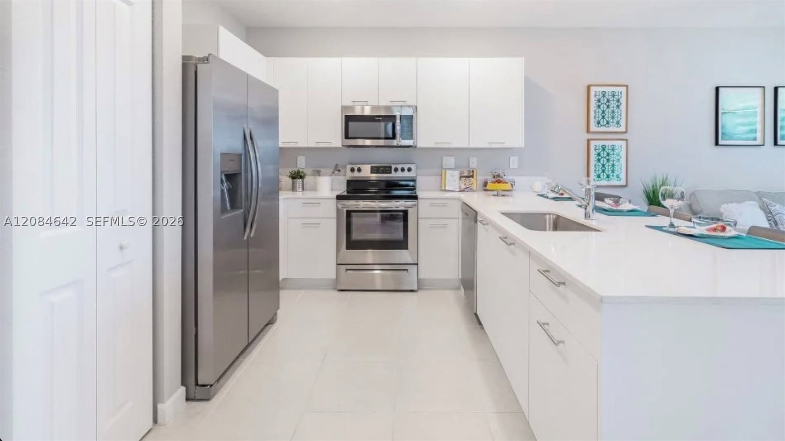 2568 SE 25th Ter