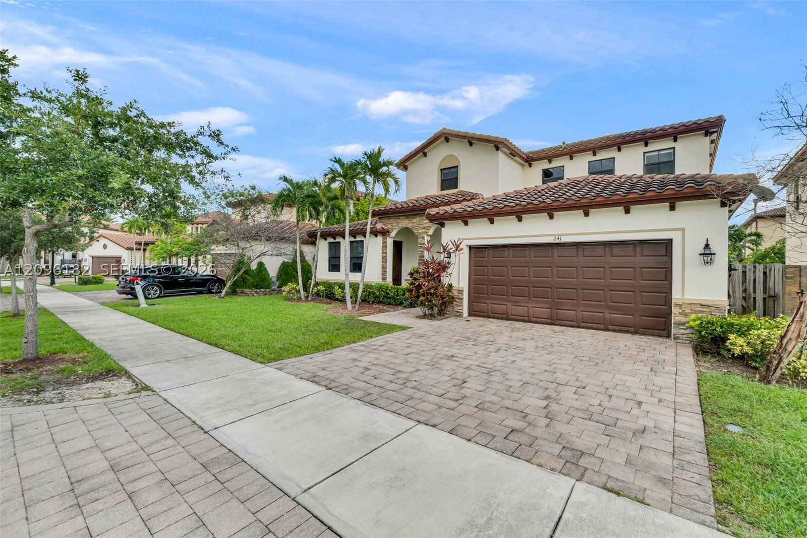 241 SE 35 Ave