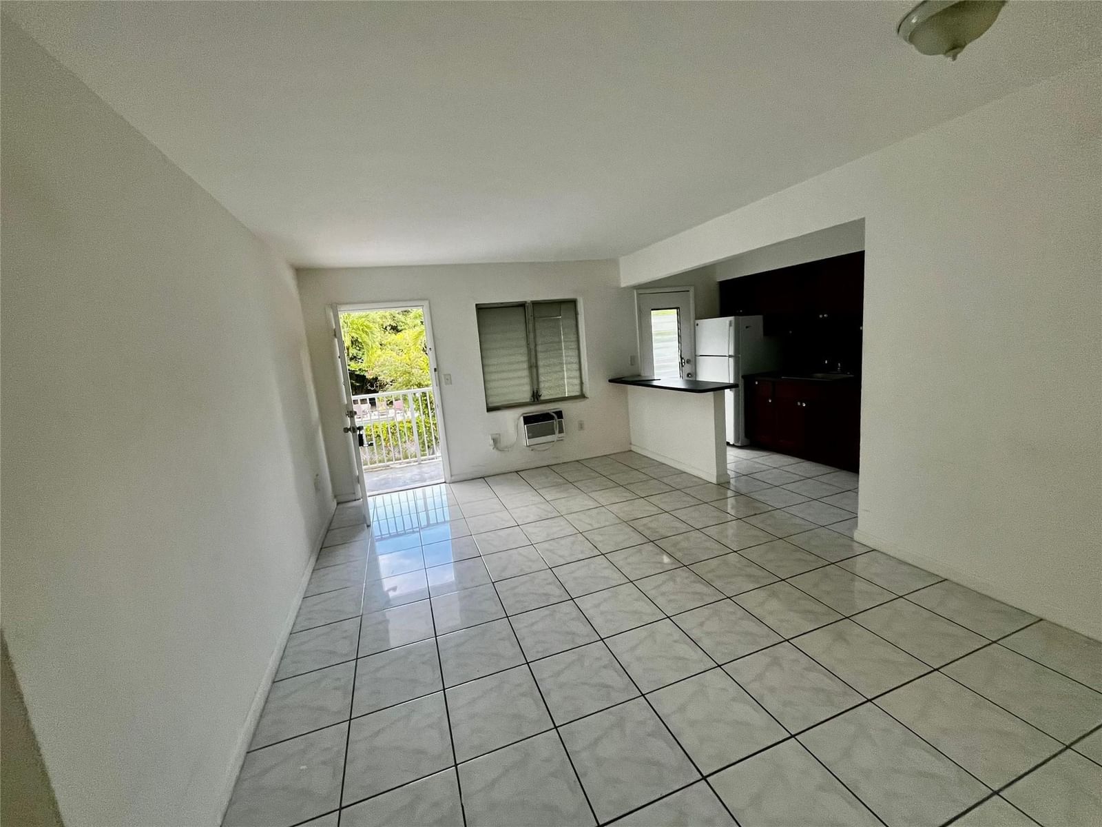 751 NE 83rd Ter