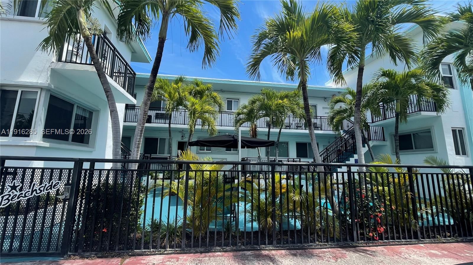 8100 Harding Ave