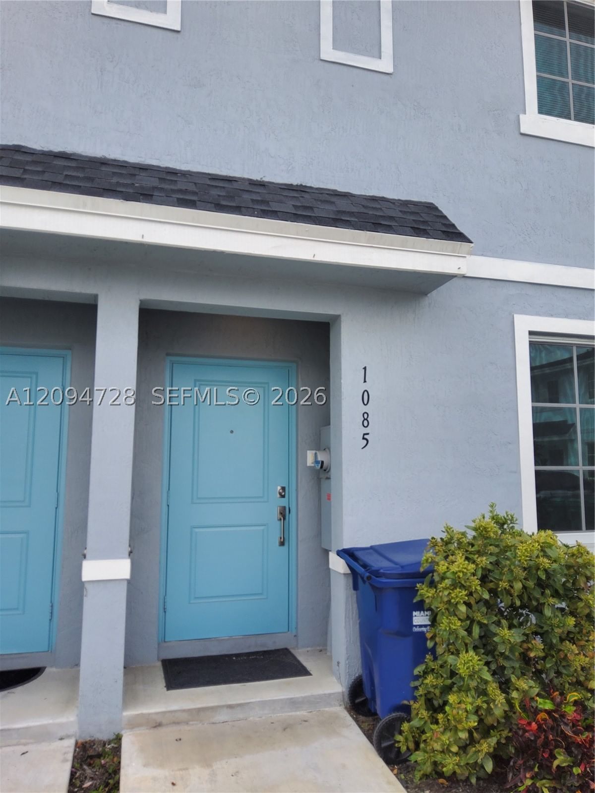 1085 NW 4th Ter