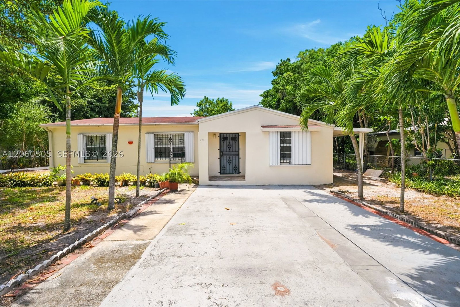 596 NW 109th St