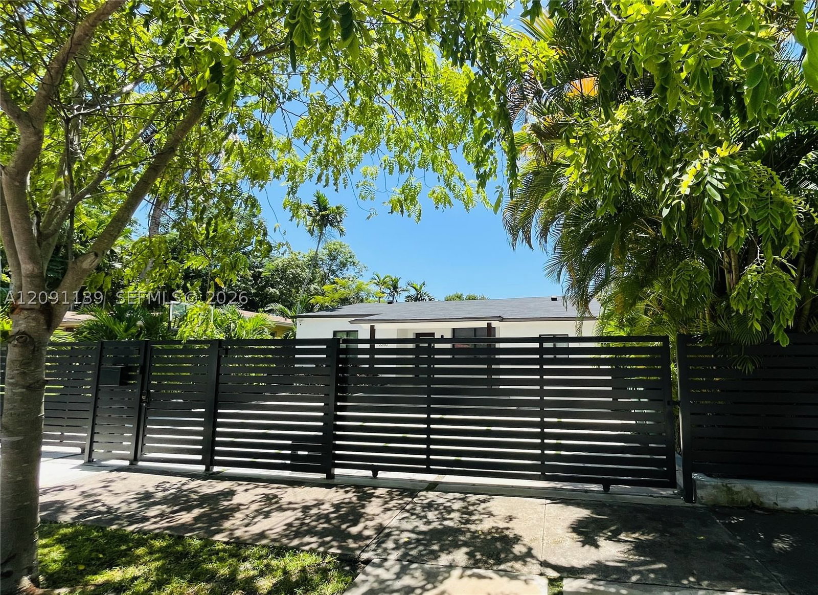 2250 SW 23rd St