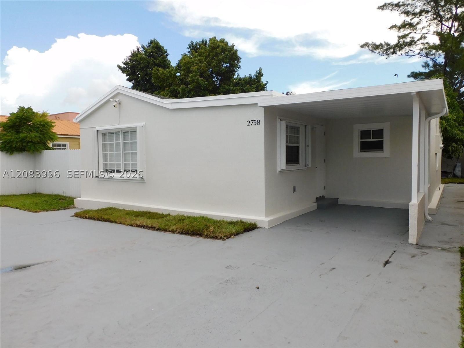 2754 NW 26th St