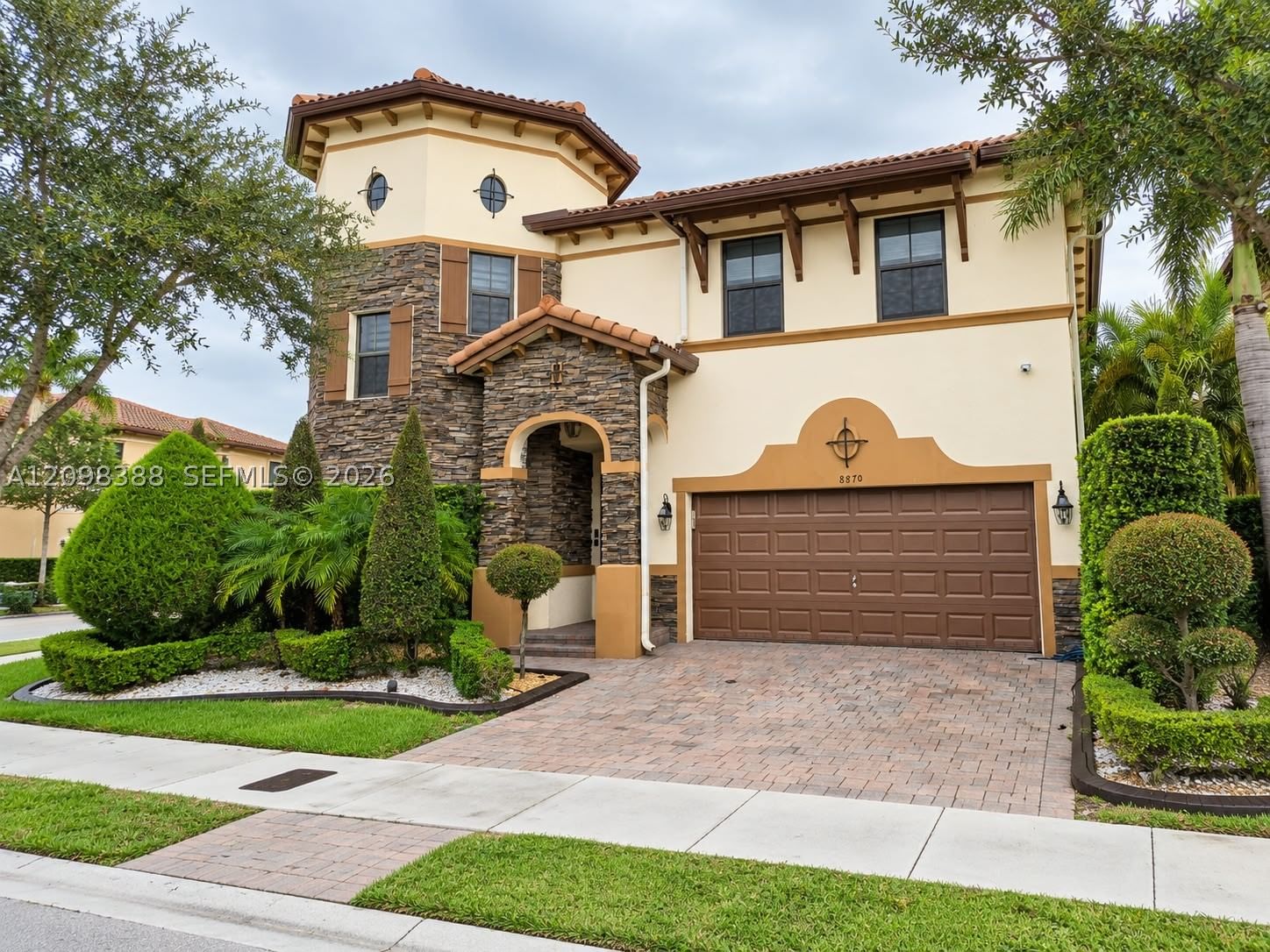 8870 NW 99th Ave