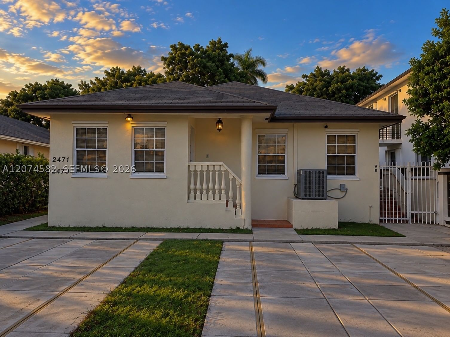 2471 NW 18th Ter