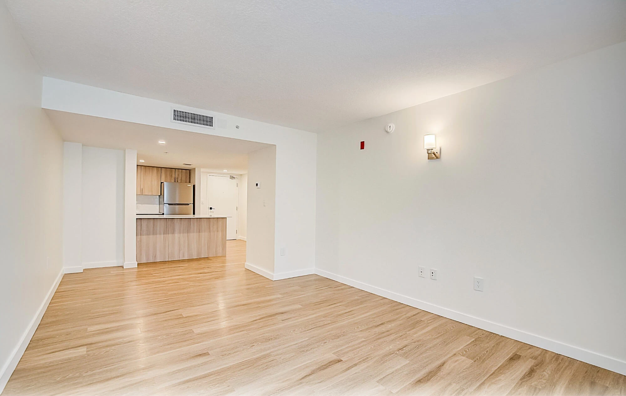 Tropical Pointe at Biscayne Gardens