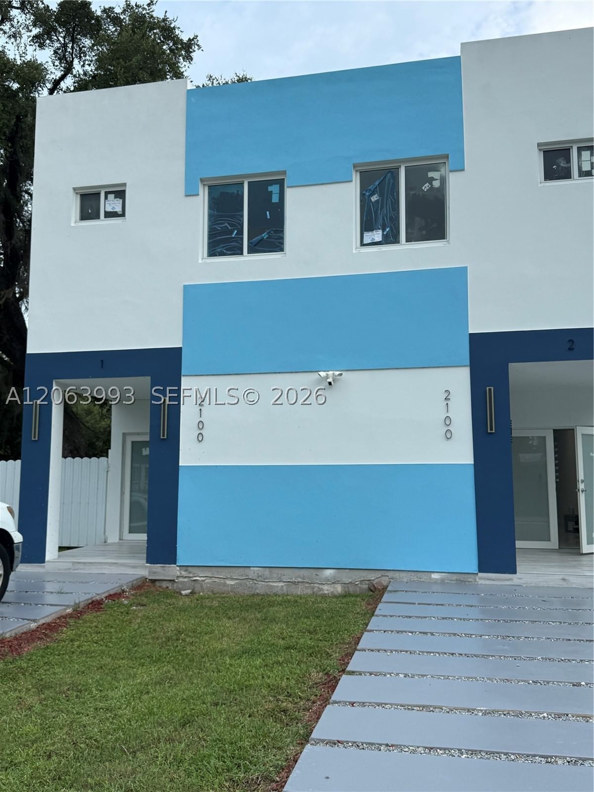 Photo 3