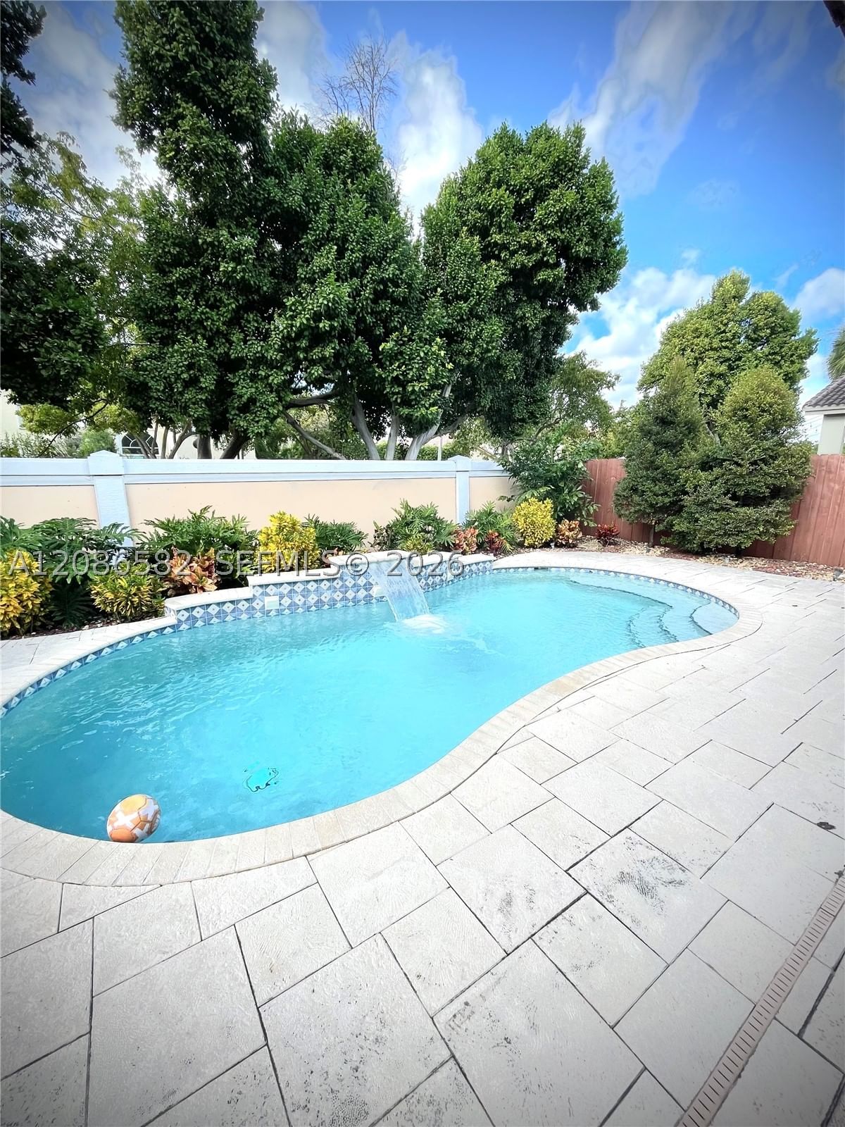 5344 NW 111th Ct