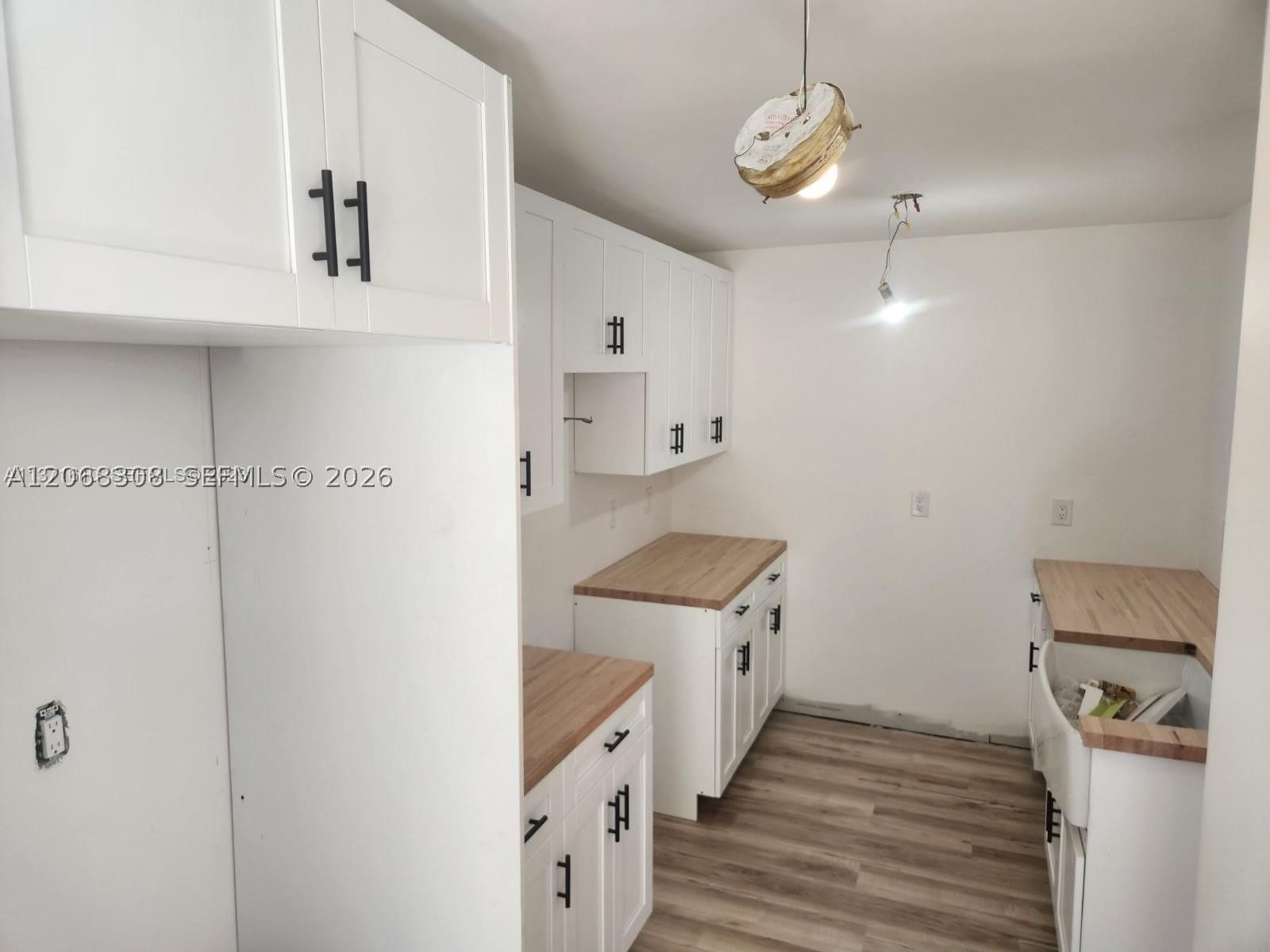 271 NE 12th Ave