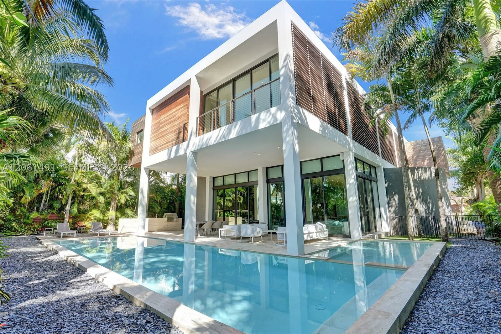 240 Ocean Blvd