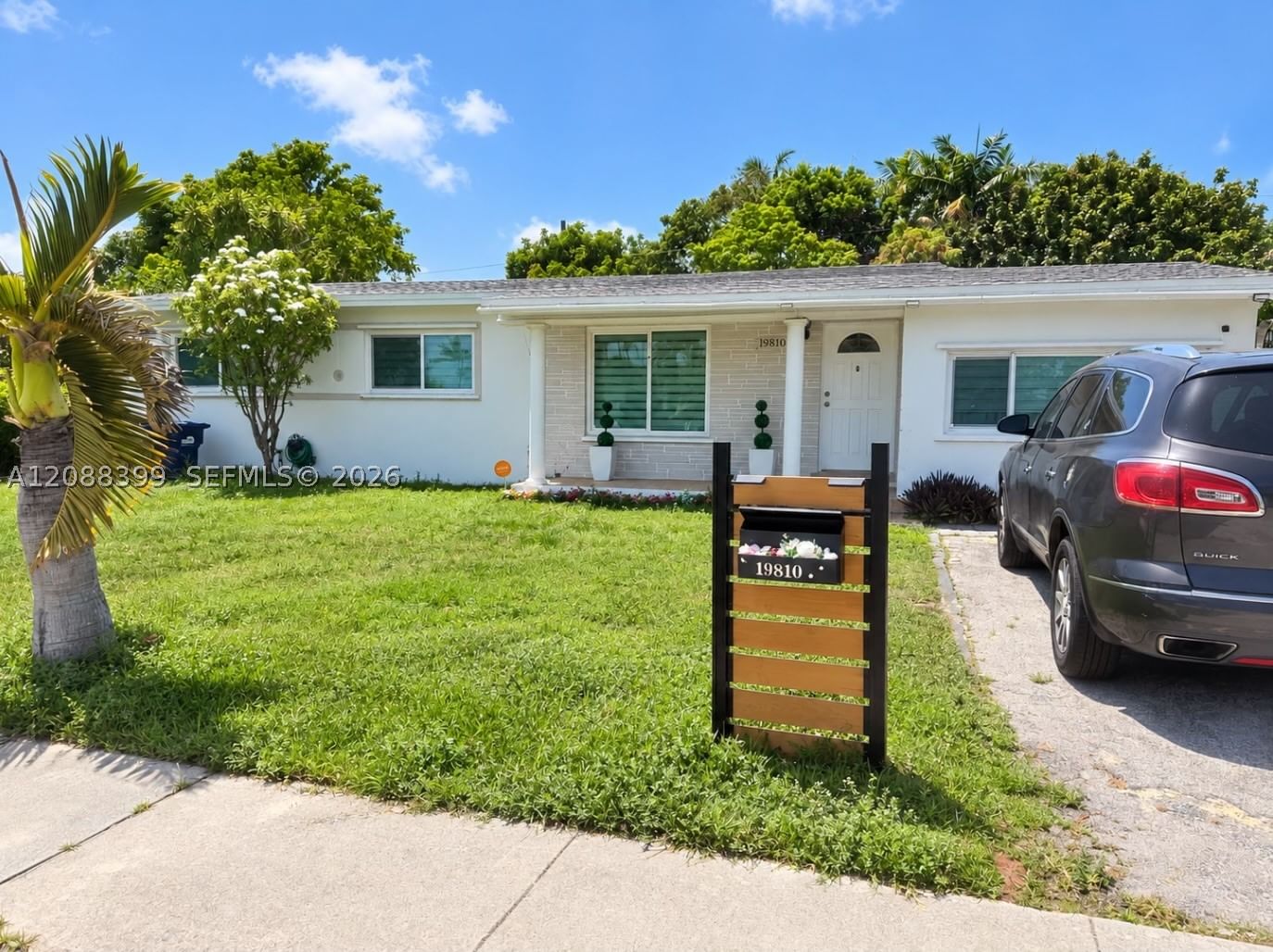 19810 Gulfstream Rd