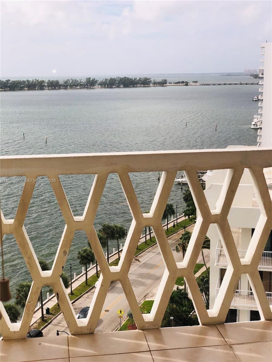 1430 Brickell Bay Dr