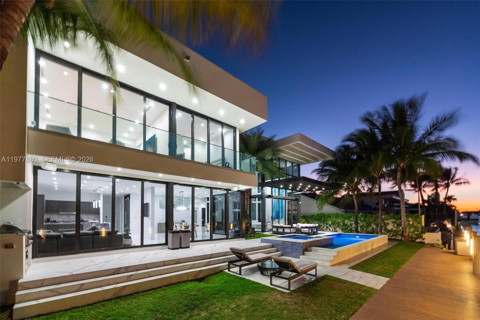 3367 NE 168th St