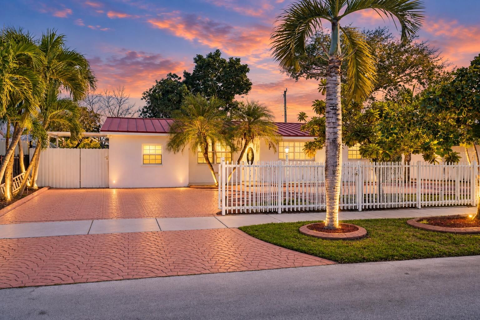 3435 SW 104th Ct