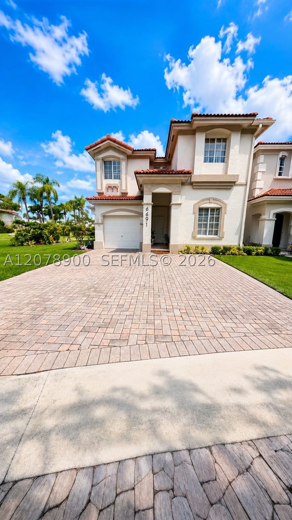 6691 NW 107 Ct