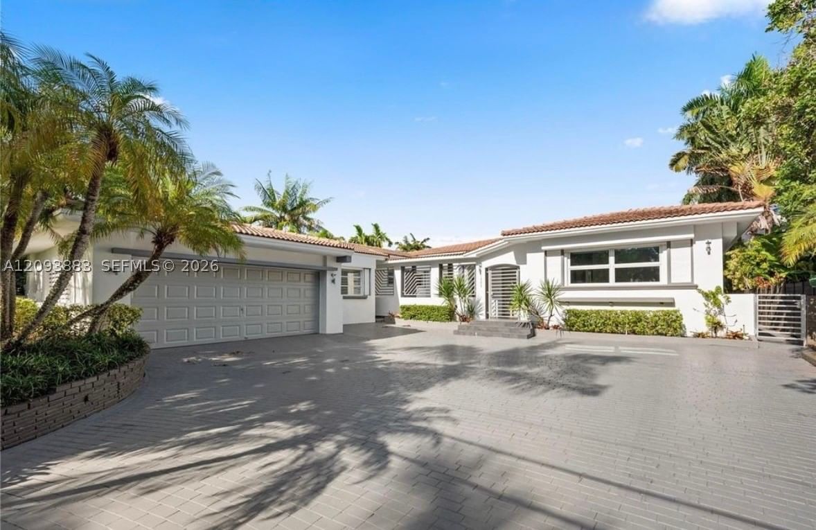 1025 Belle Meade Island Dr