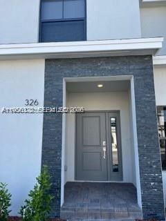 326 NE 1st Ave