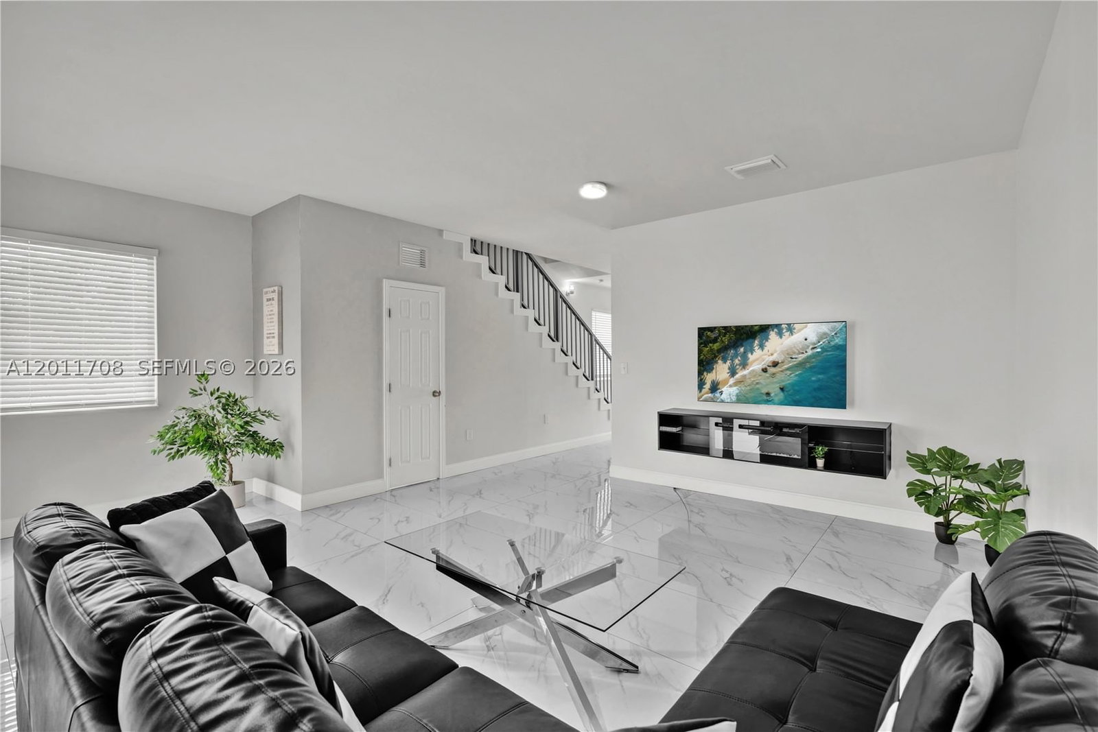 1968 NW 25th Ave