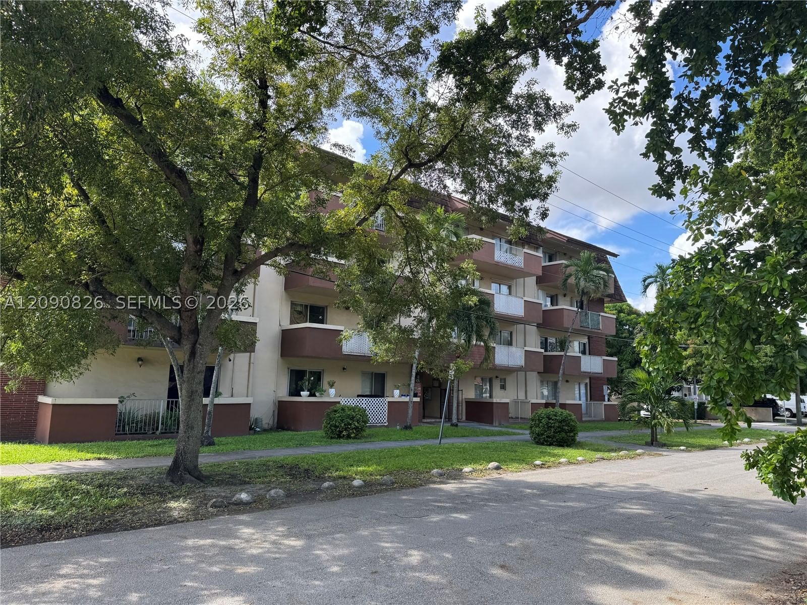 680 Miller Dr