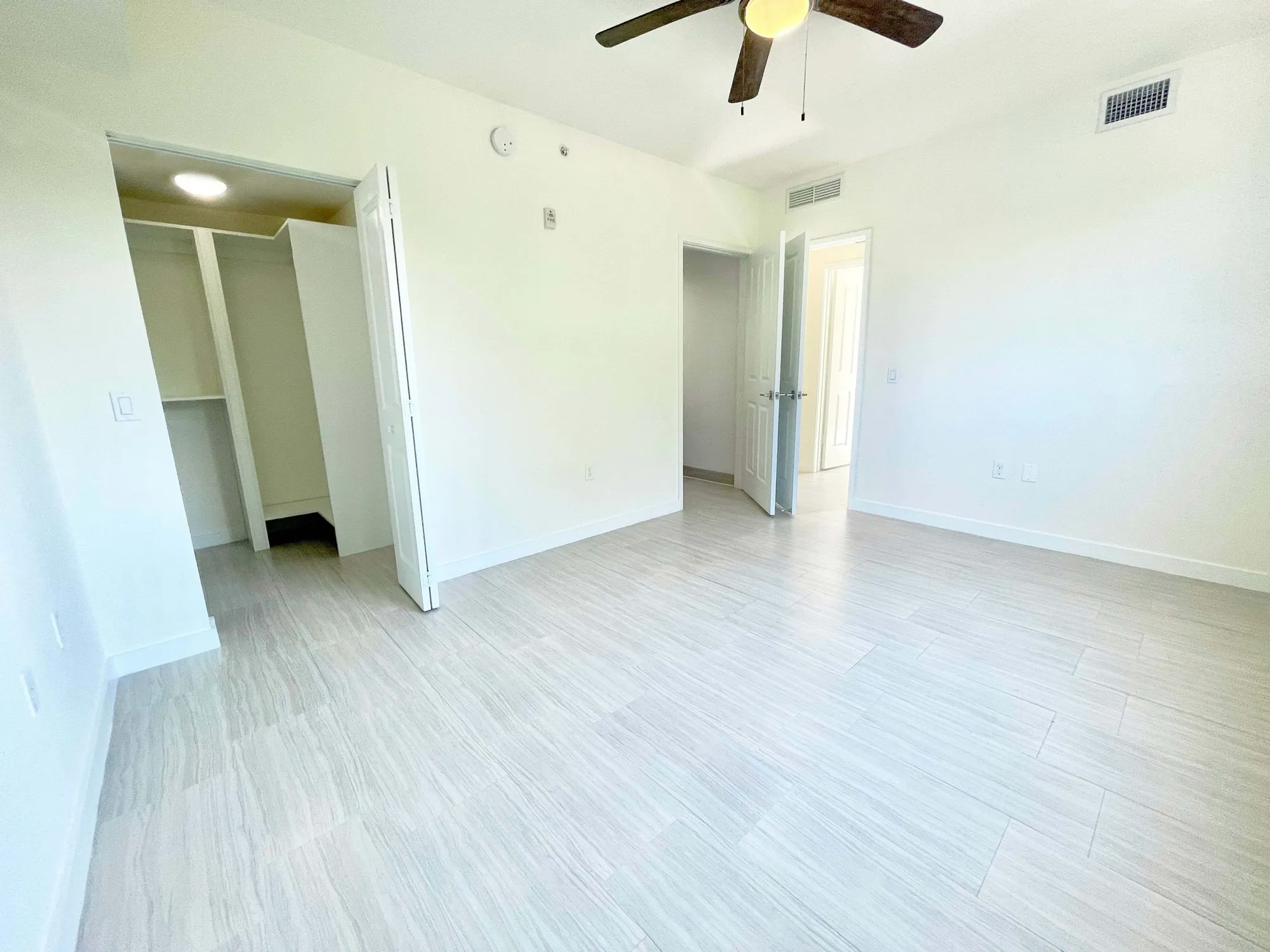 Miami Bay Waterfront Midtown Residences