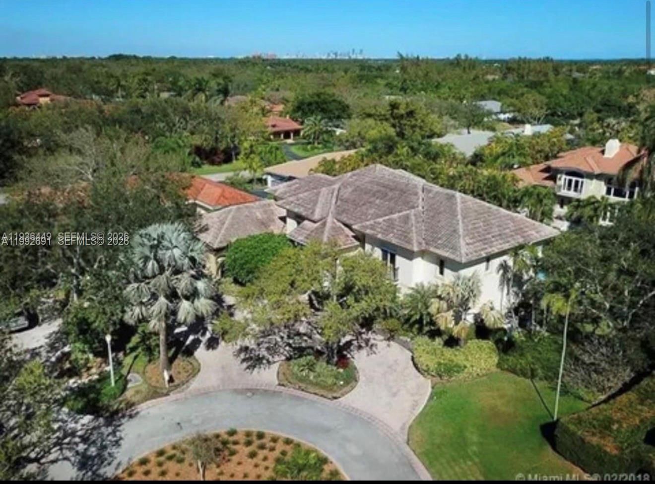 673 Destacada Ave