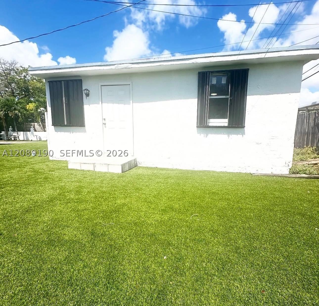 6537 SW 39th Ter