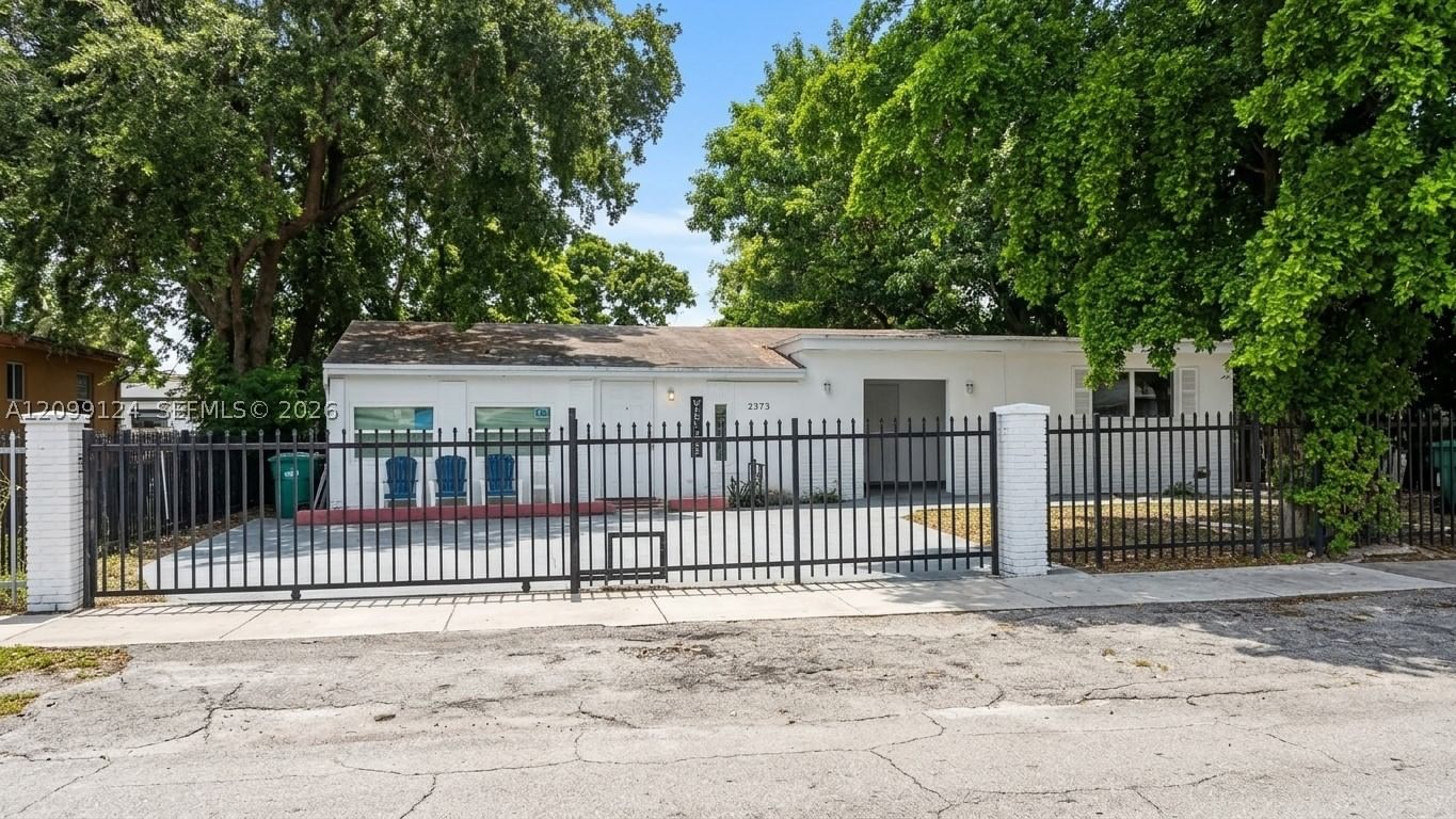 2279 NW 94th St