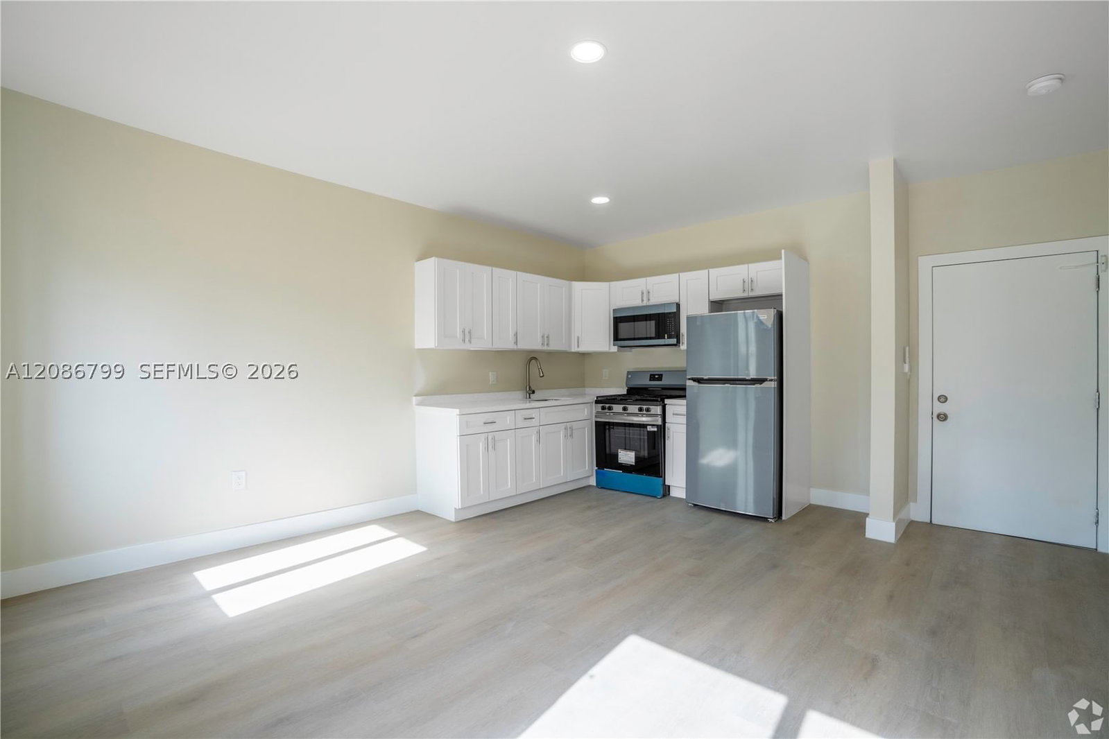 433 SW 6th St