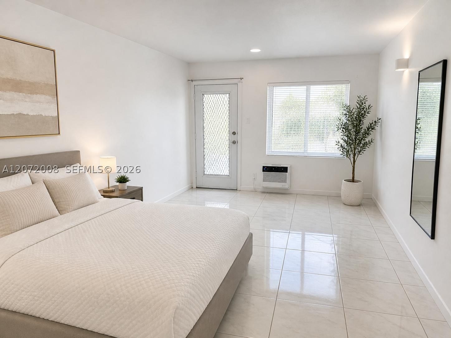 6498 Collins Ave